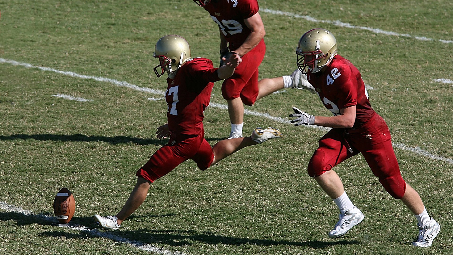 篮球运动员专项技术动作规范培训研究，篮球专业技术动作