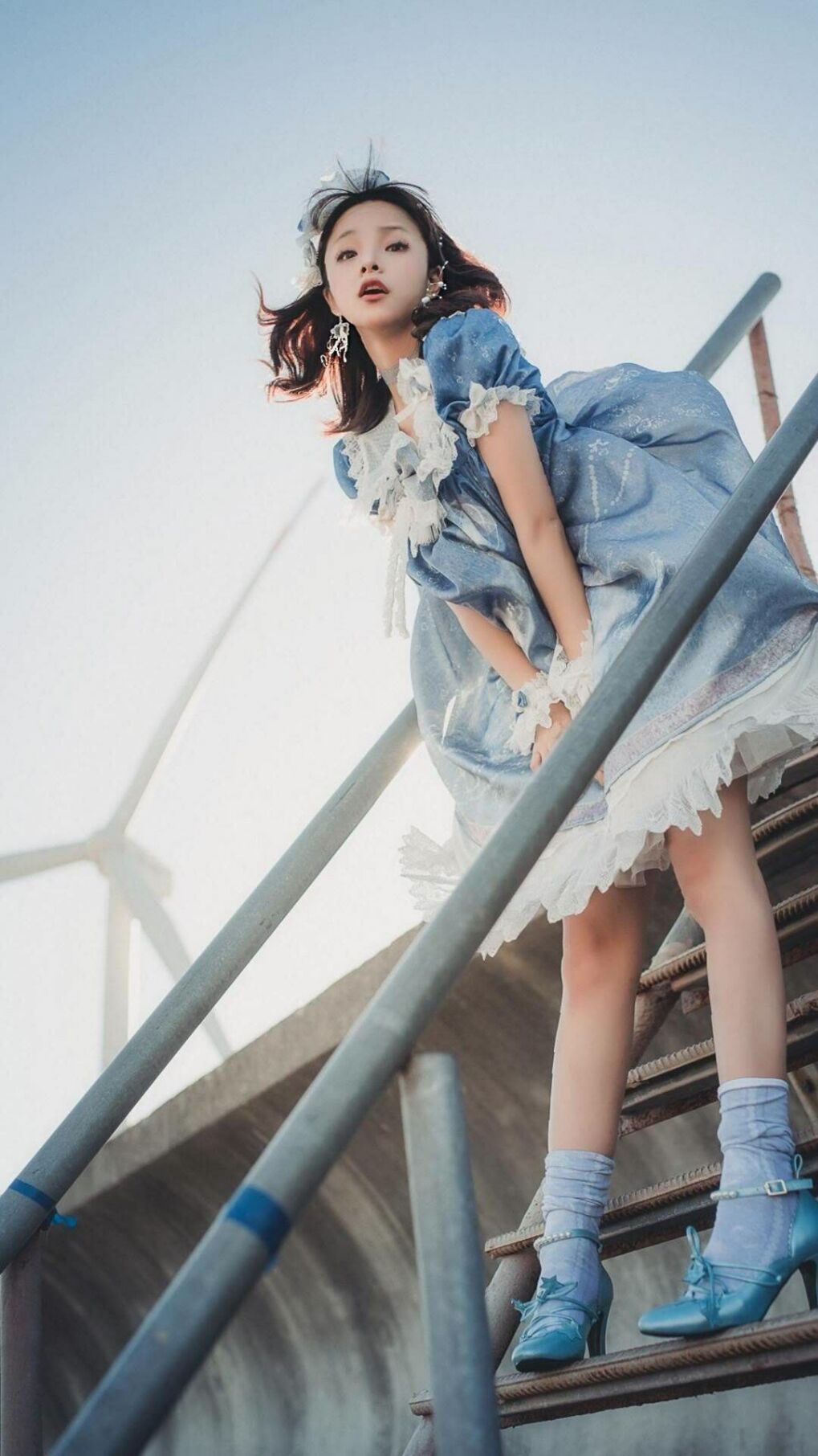 开云官方网站-“费尔南多·比亚尔巴：球场上的进攻组织大师，未来的世界级球员”