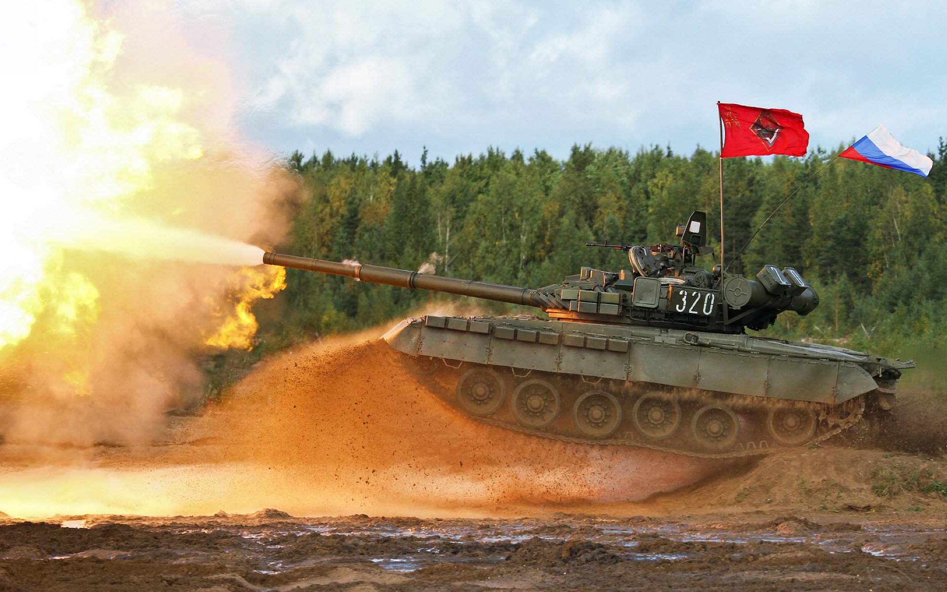 开云体育-蛙泳新秀摩纳哥刷新个人纪录，摩纳哥泳池